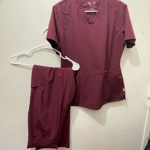 Smitten Scrub Set. Maroon. Medium top and bottoms